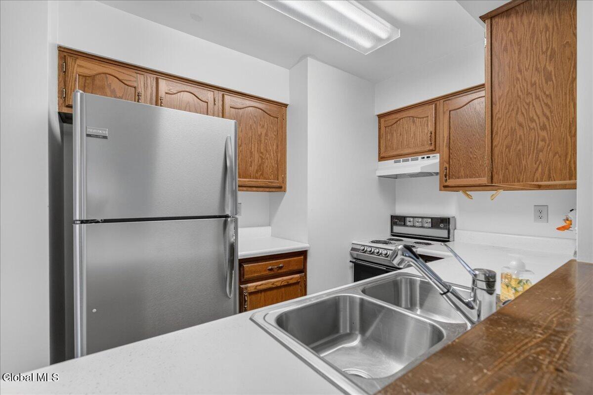 47 Rolling Brook Drive Clifton Park NY 12065
