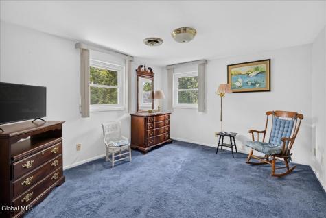 47 Rolling Brook Drive Clifton Park NY 12065