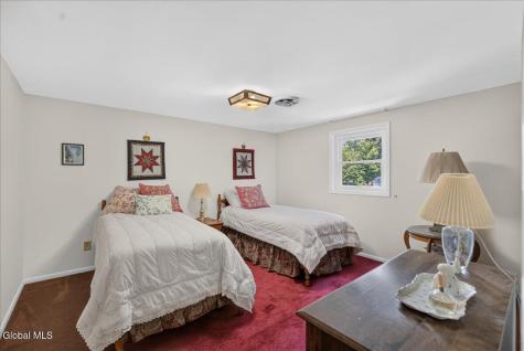 47 Rolling Brook Drive Clifton Park NY 12065