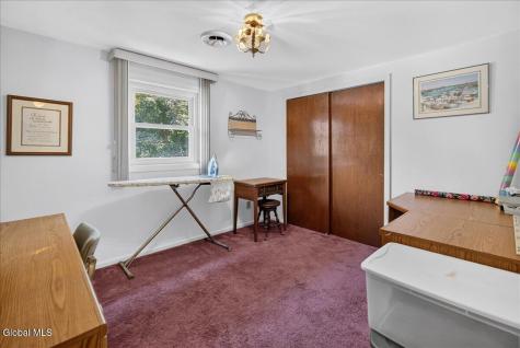 47 Rolling Brook Drive Clifton Park NY 12065
