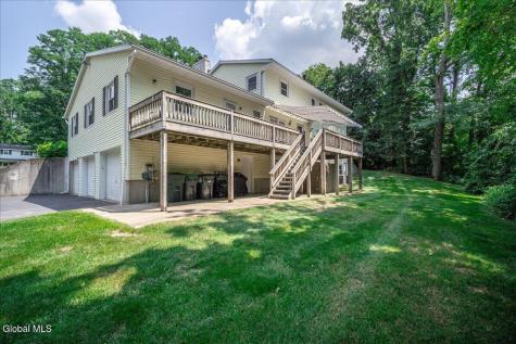 47 Rolling Brook Drive Clifton Park NY 12065