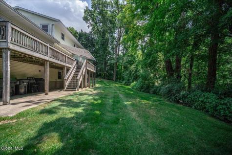 47 Rolling Brook Drive Clifton Park NY 12065