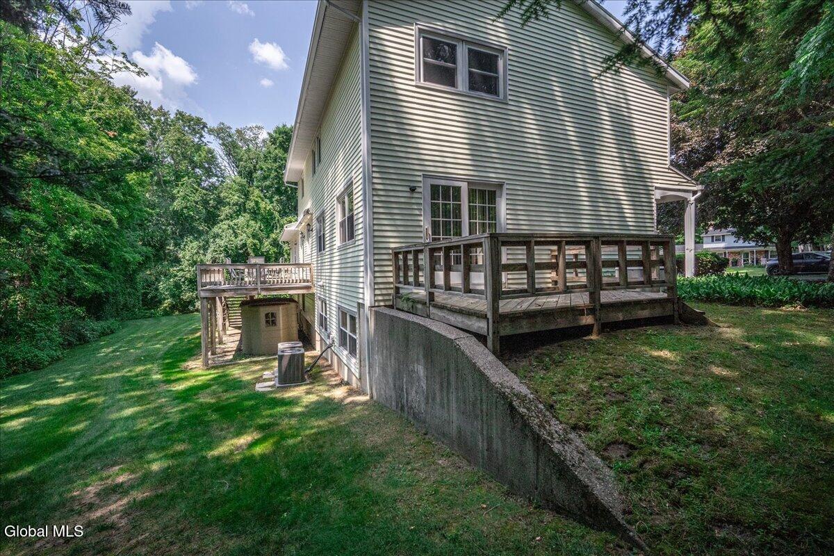 47 Rolling Brook Drive Clifton Park NY 12065
