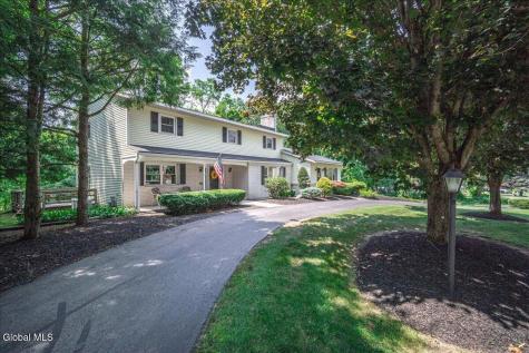 47 Rolling Brook Drive Clifton Park NY 12065