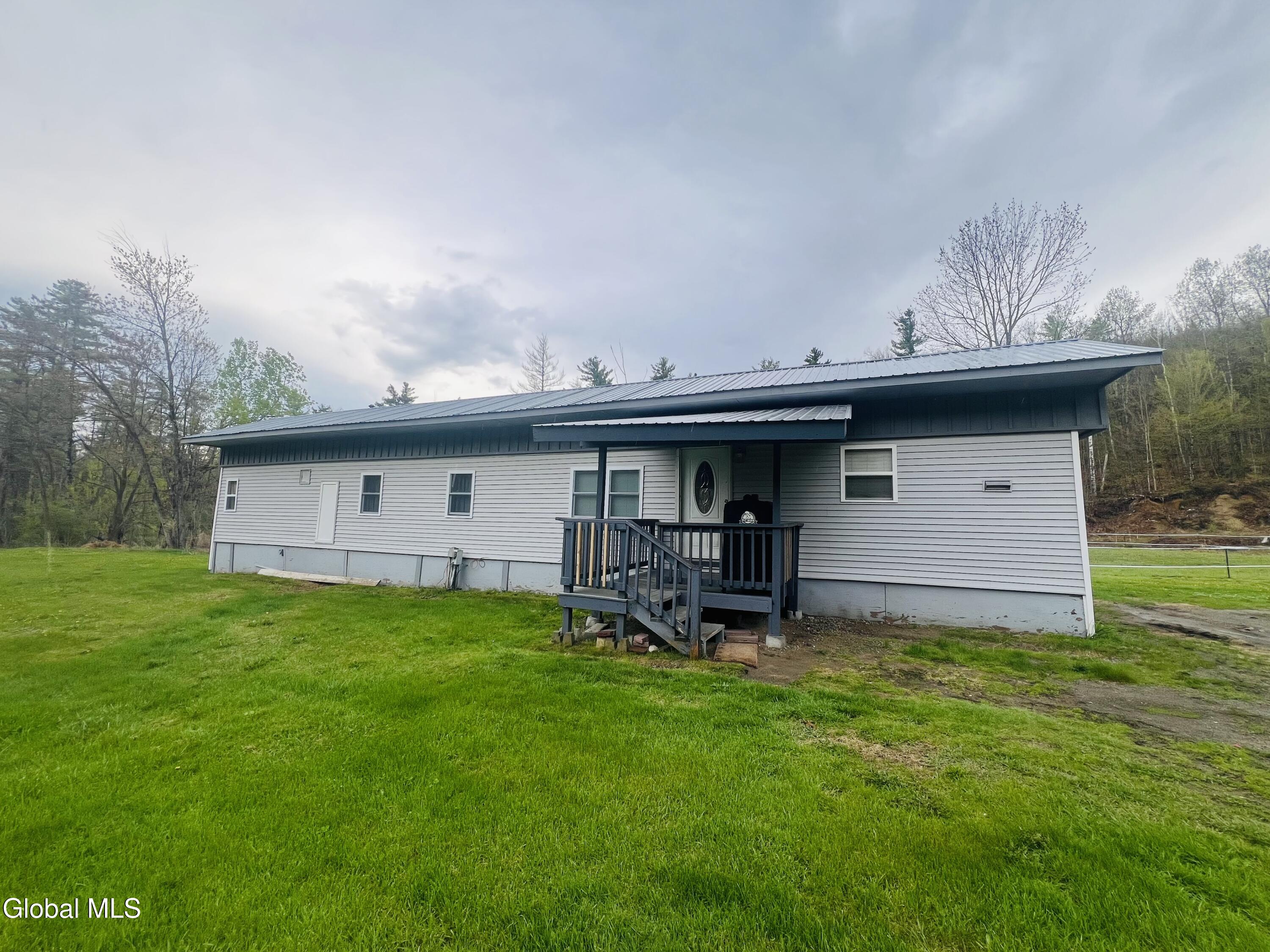 5 Sno Pappy Lane Hague NY 12836