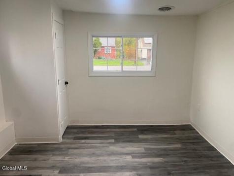 13 Winslow Drive Schenectady NY 12309