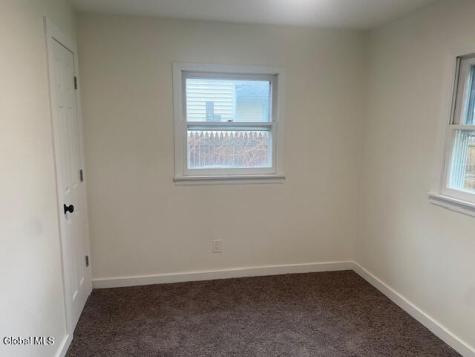 13 Winslow Drive Schenectady NY 12309