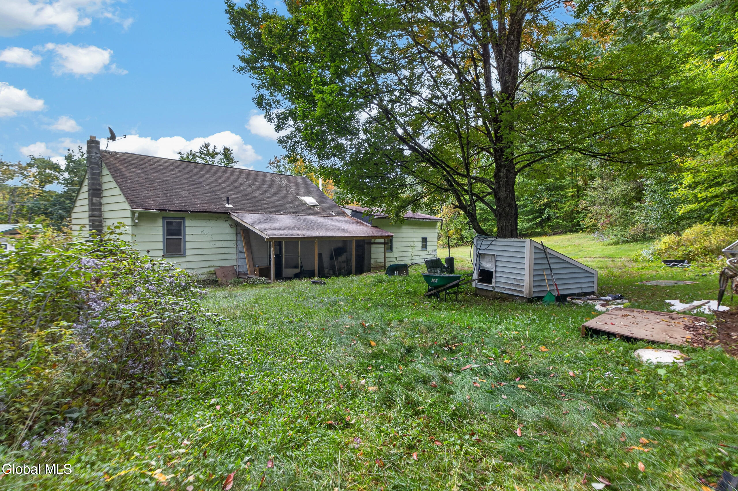 4858 New York 29 Johnstown NY 12095
