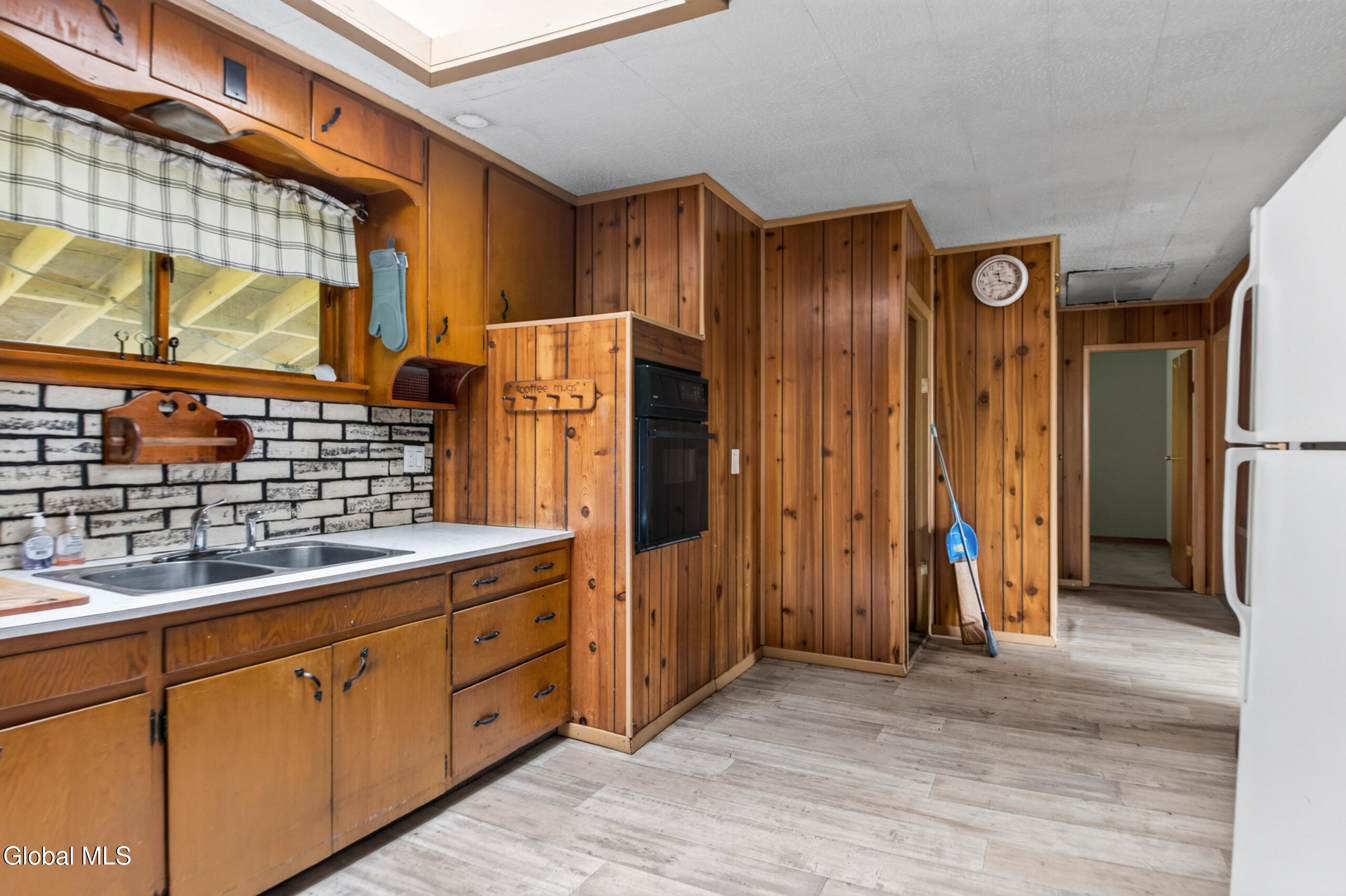 4858 New York 29 Johnstown NY 12095