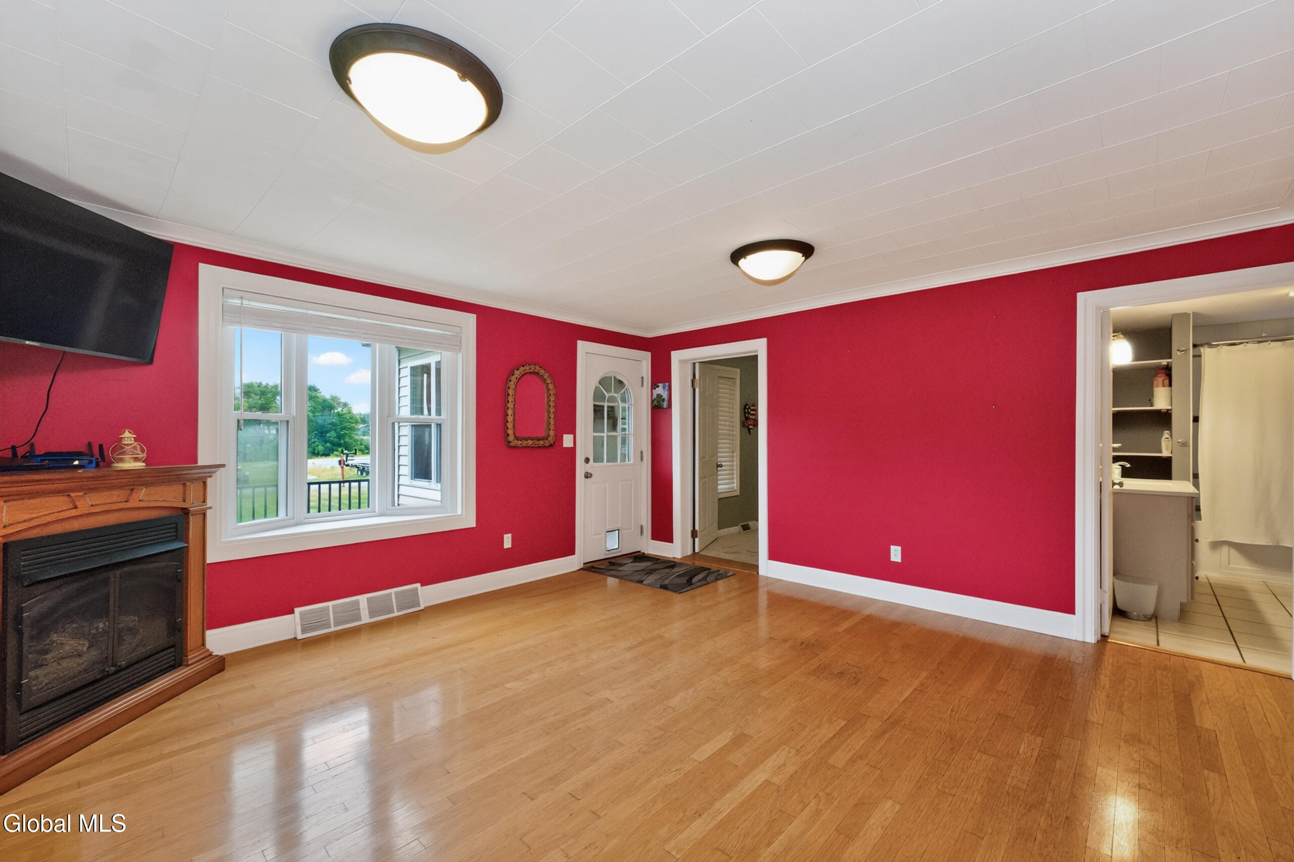 11 Haines Street Mayfield NY 12117