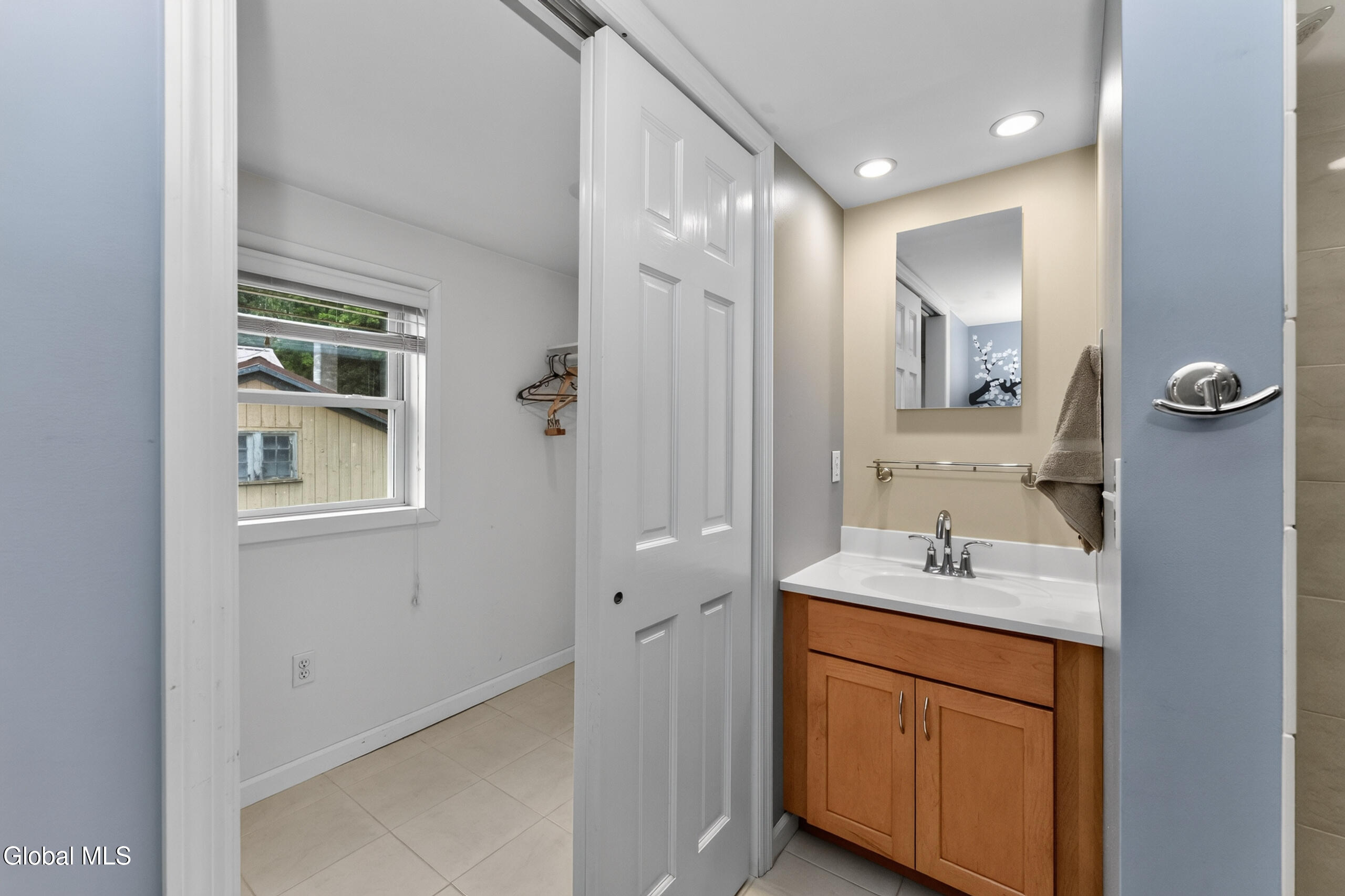 11 Haines Street Mayfield NY 12117