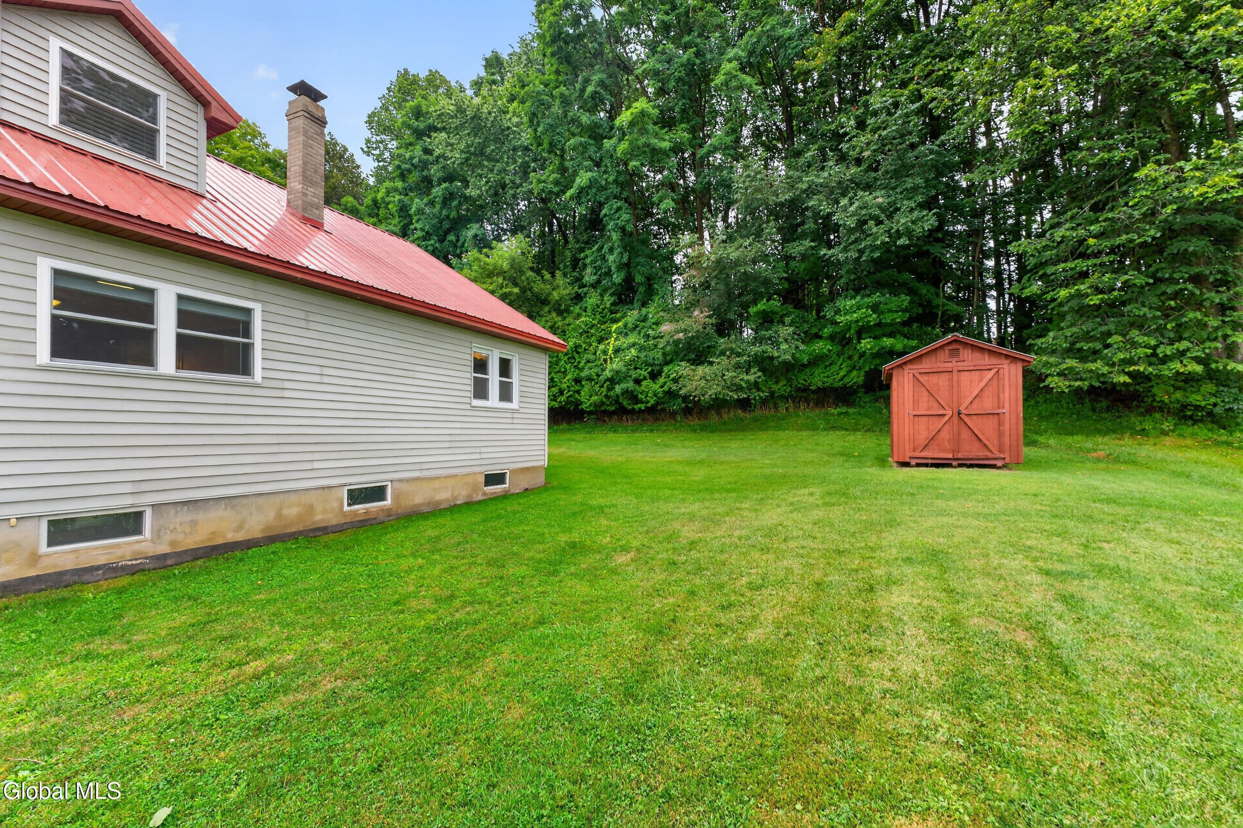 11 Haines Street Mayfield NY 12117
