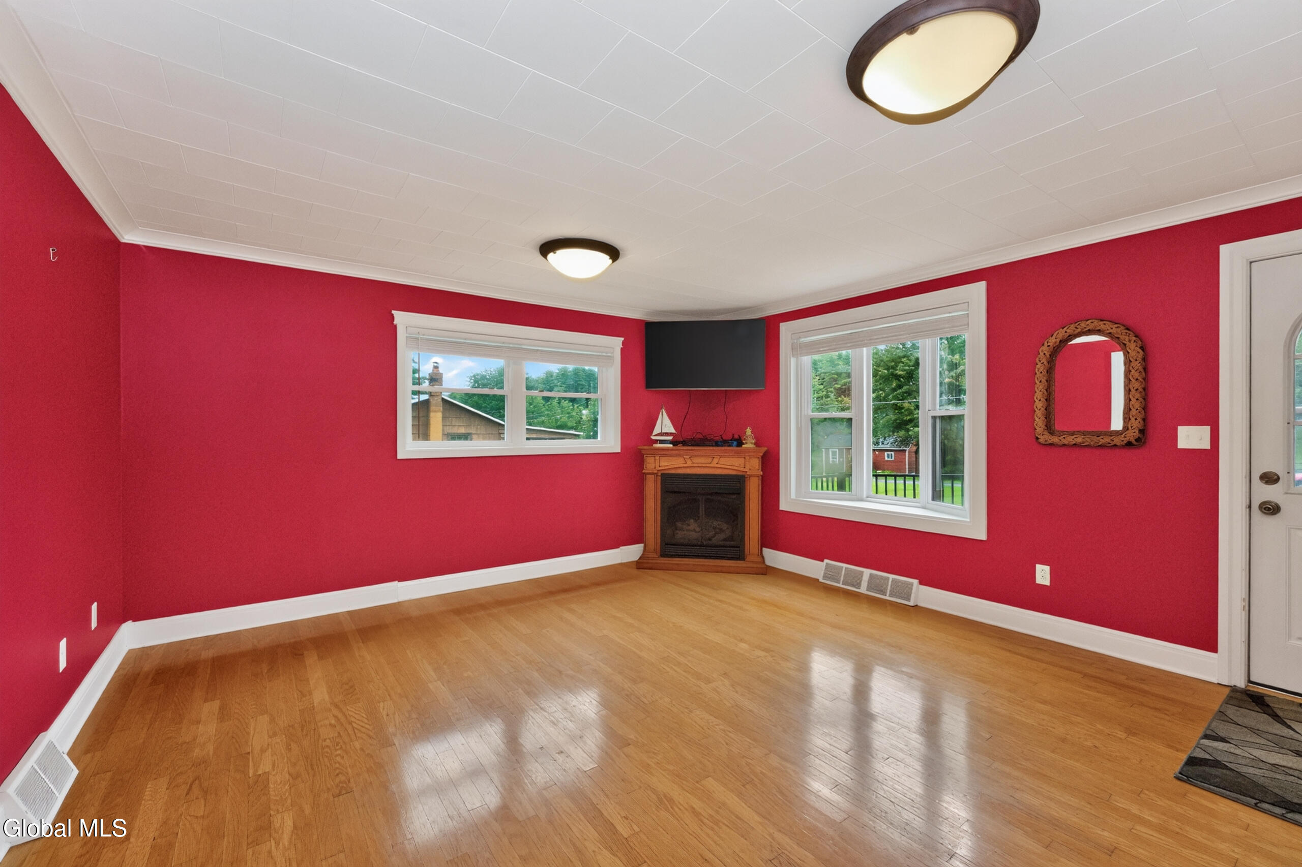 11 Haines Street Mayfield NY 12117