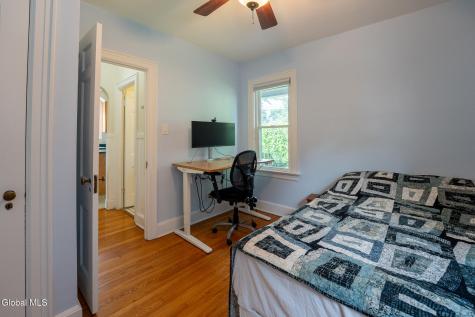 130 Fleetwood Avenue Albany NY 12209
