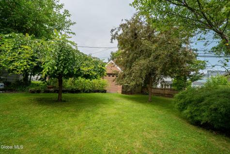 130 Fleetwood Avenue Albany NY 12209