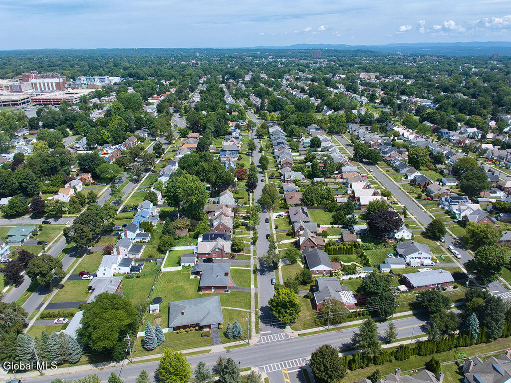 130 Fleetwood Avenue Albany NY 12209