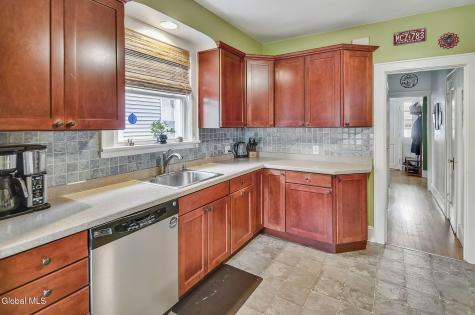 138 Cardinal Avenue Albany NY 12209