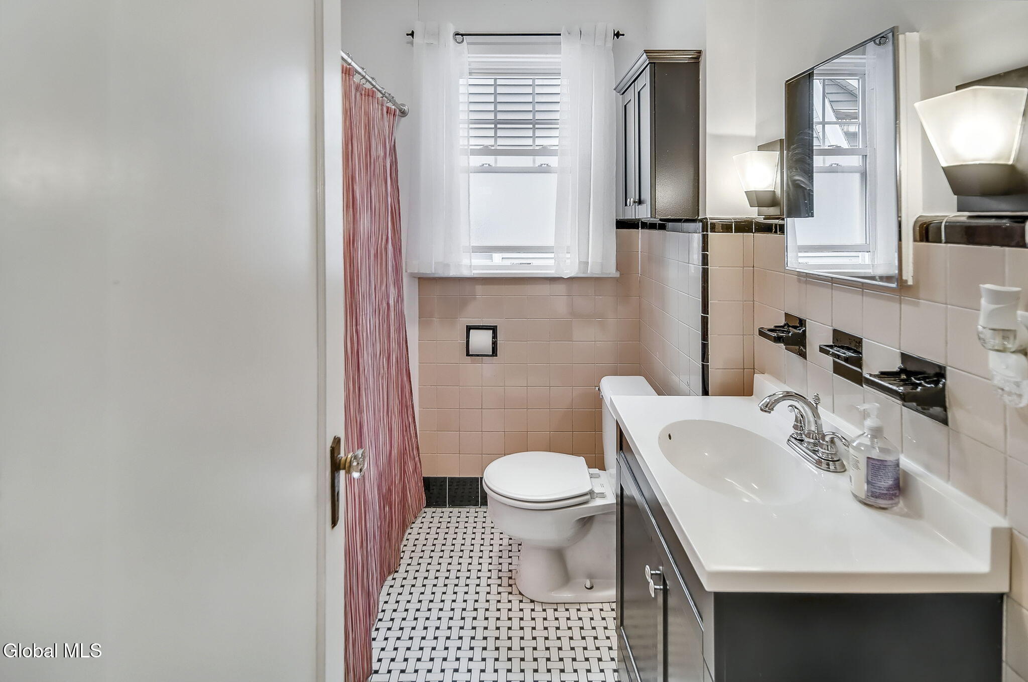 138 Cardinal Avenue Albany NY 12209