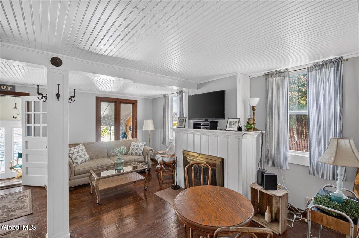 6356 Dorothys Way Cambridge NY 12816