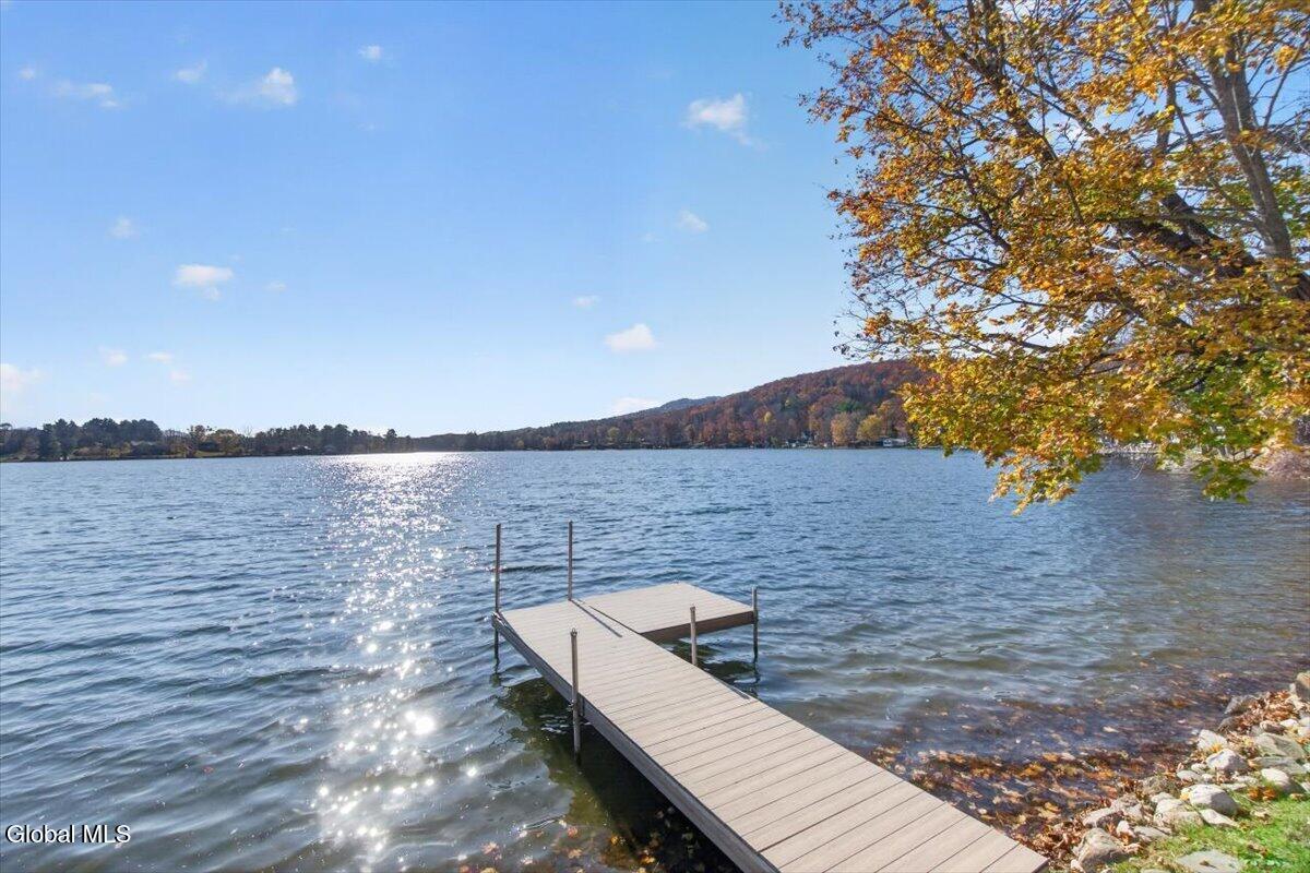 6356 Dorothys Way Cambridge NY 12816