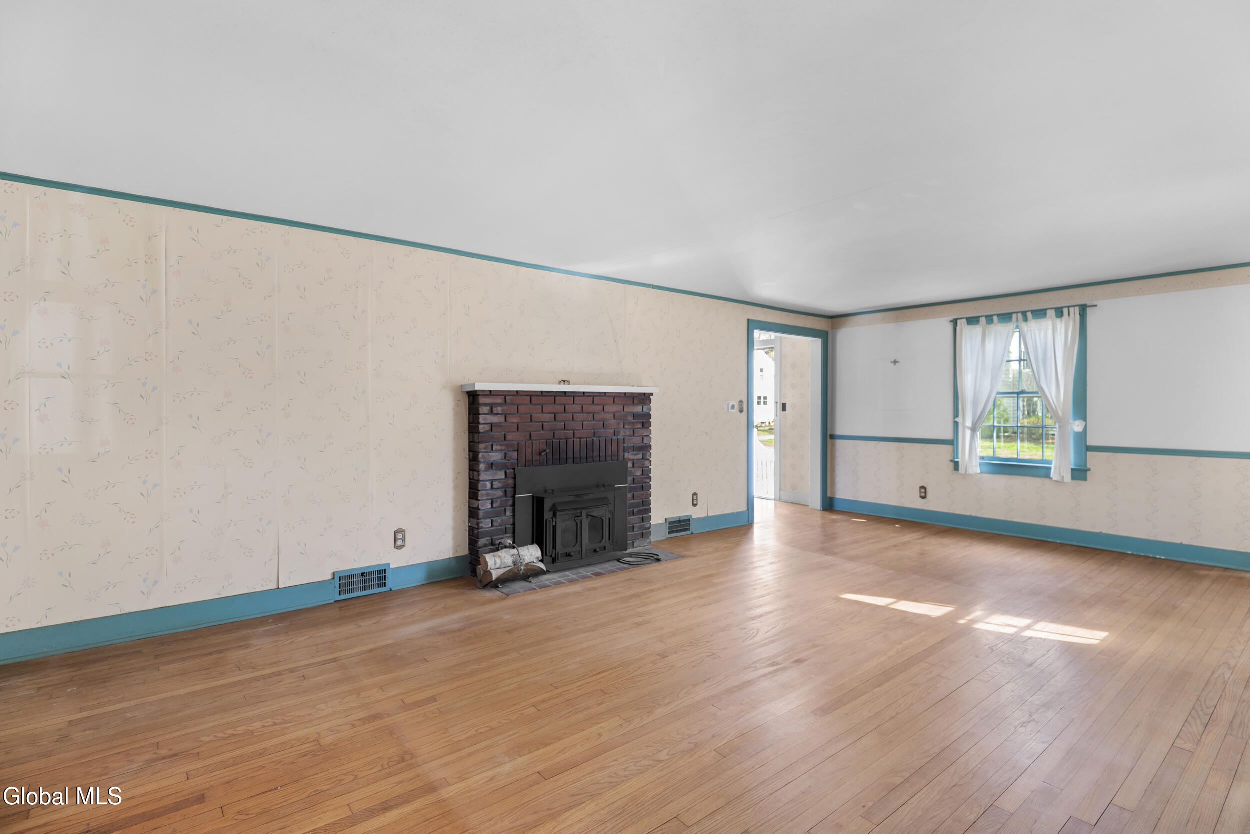 25 Forest Road Delmar NY 12054