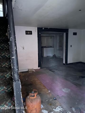 25 Moyston Street Schenectady NY 12307