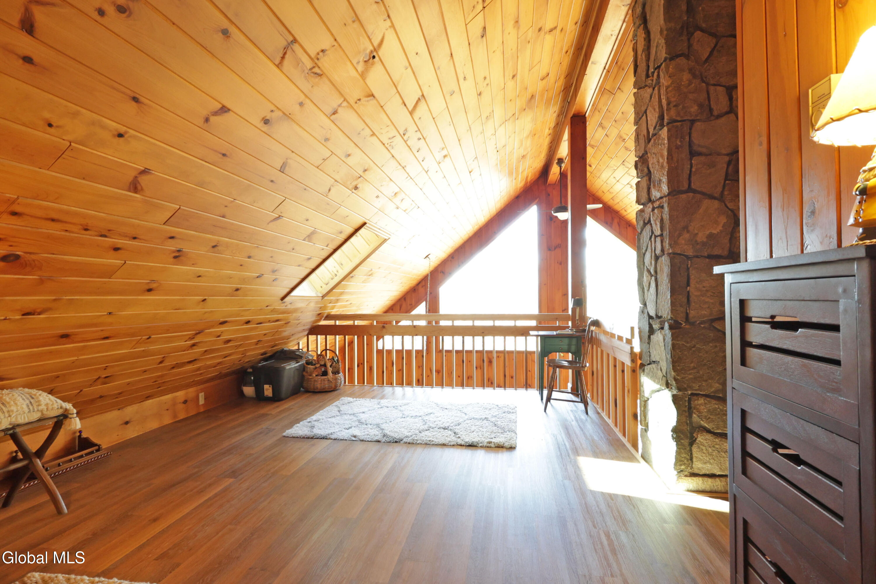 105 Pine Lane Adirondack NY 12808