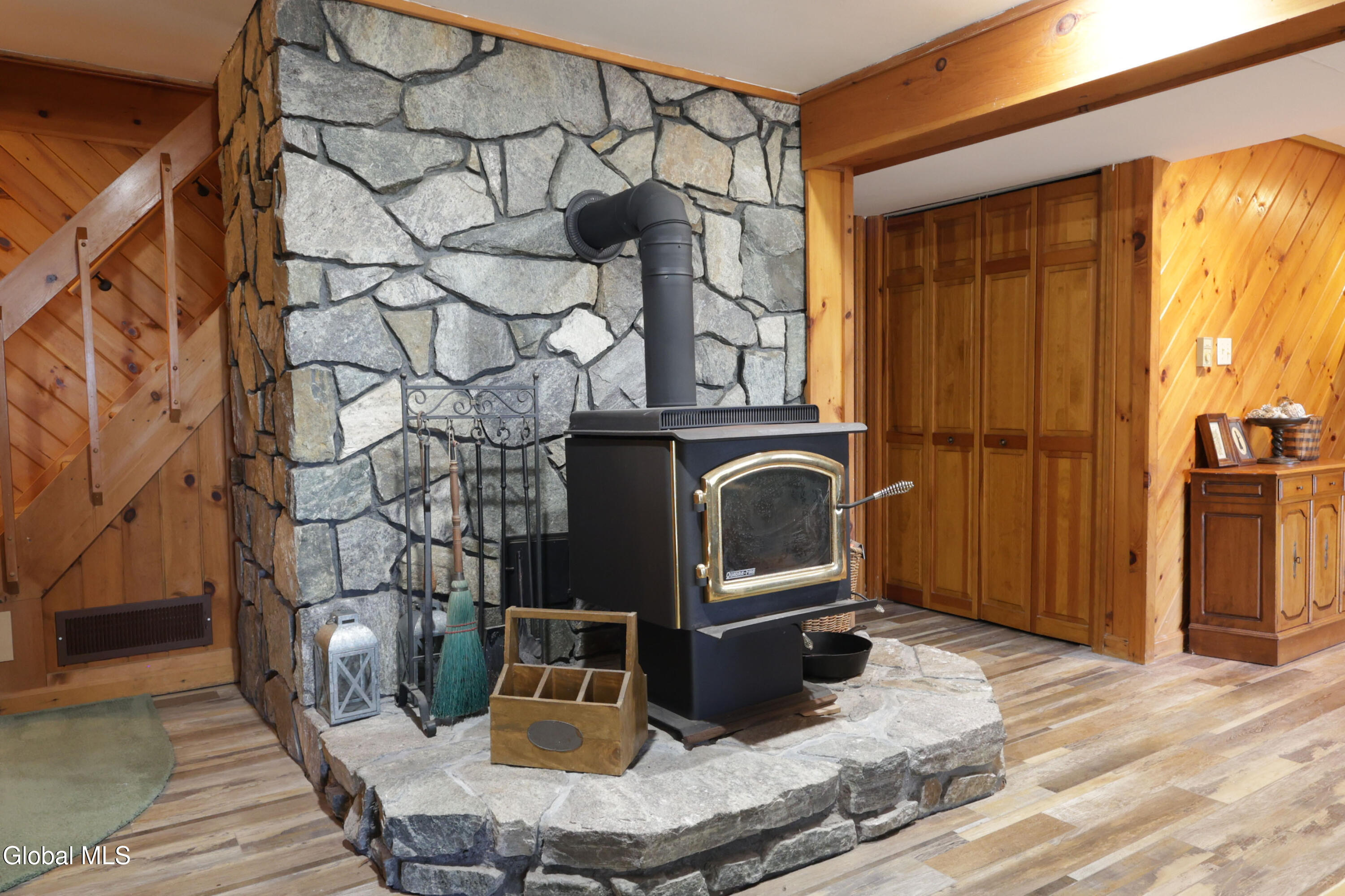 105 Pine Lane Adirondack NY 12808