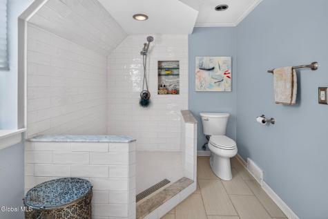 41 St Agnes Lane Albany NY 12211
