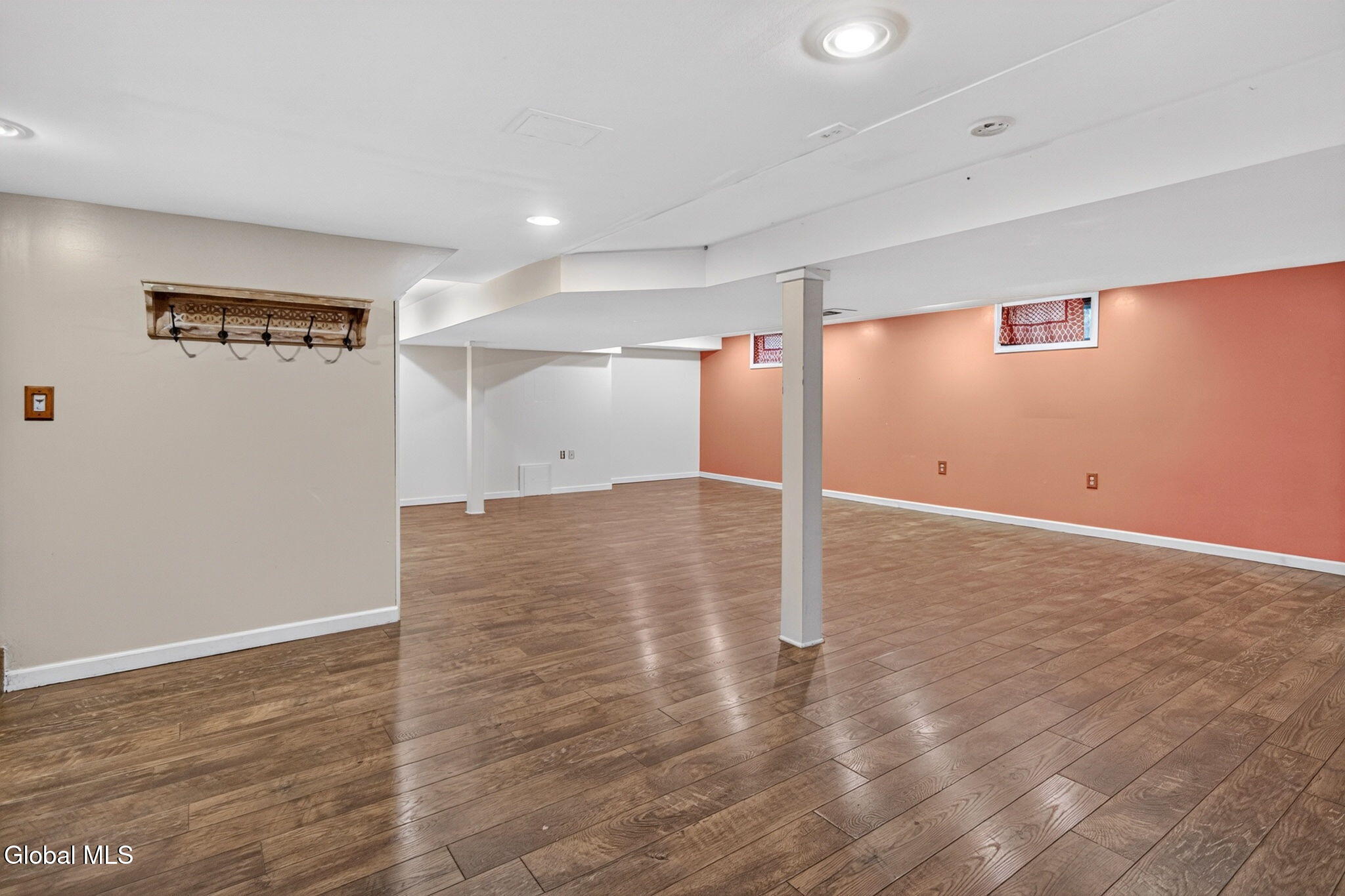 41 St Agnes Lane Albany NY 12211