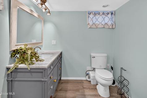 41 St Agnes Lane Albany NY 12211