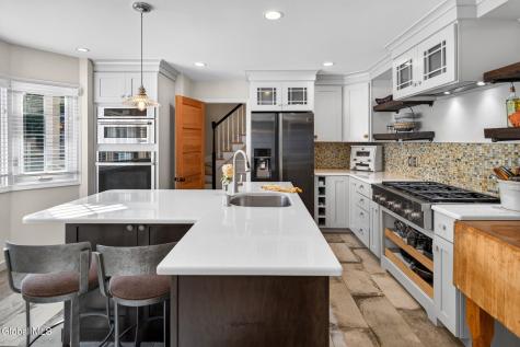 41 St Agnes Lane Albany NY 12211