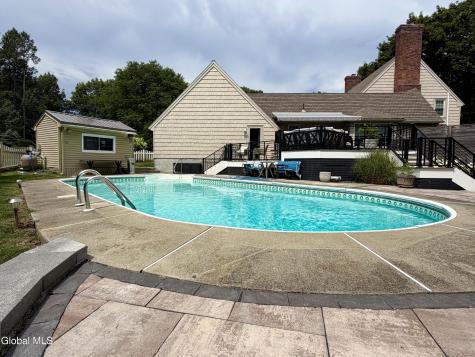 41 St Agnes Lane Albany NY 12211