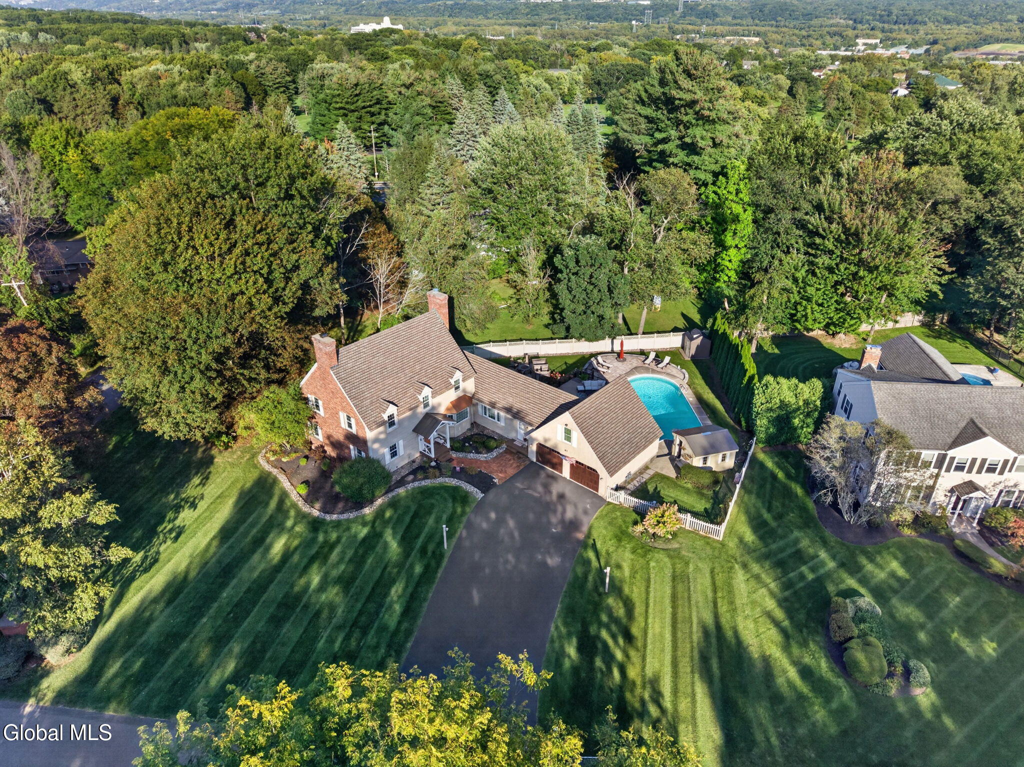 41 St Agnes Lane Albany NY 12211