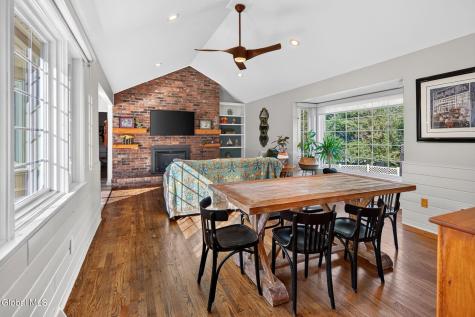41 St Agnes Lane Albany NY 12211