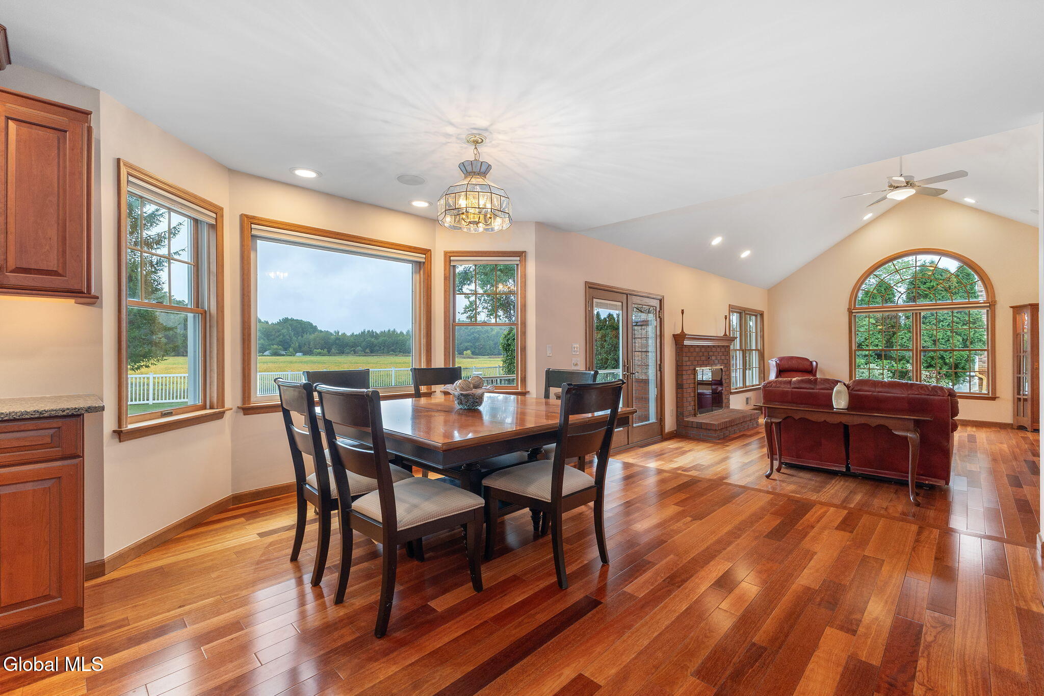 3079 New Williamsburg Drive Schenectady NY 12303