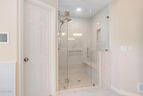 3079 New Williamsburg Drive Schenectady NY 12303