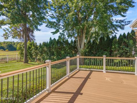 3079 New Williamsburg Drive Schenectady NY 12303
