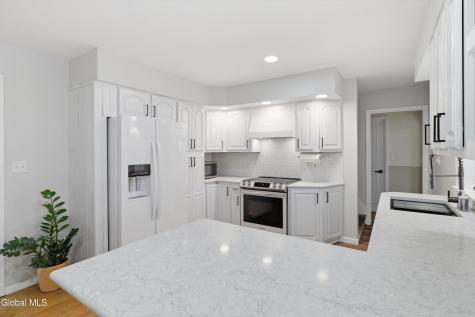 11 James Drive Loudonville NY 12211