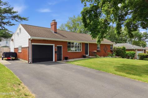 11 James Drive Loudonville NY 12211