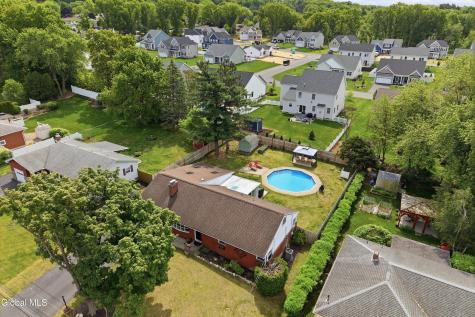 11 James Drive Loudonville NY 12211