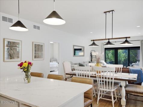 43 Bradley Circle Halfmoon NY 12065