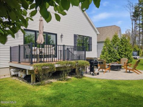 43 Bradley Circle Halfmoon NY 12065