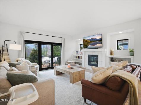 43 Bradley Circle Halfmoon NY 12065
