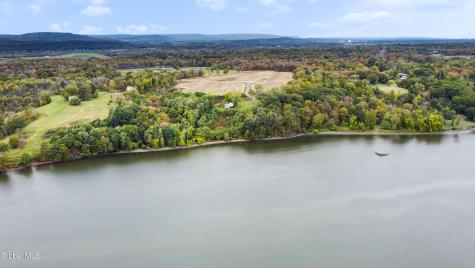 47 Bronk Road Selkirk NY 12158