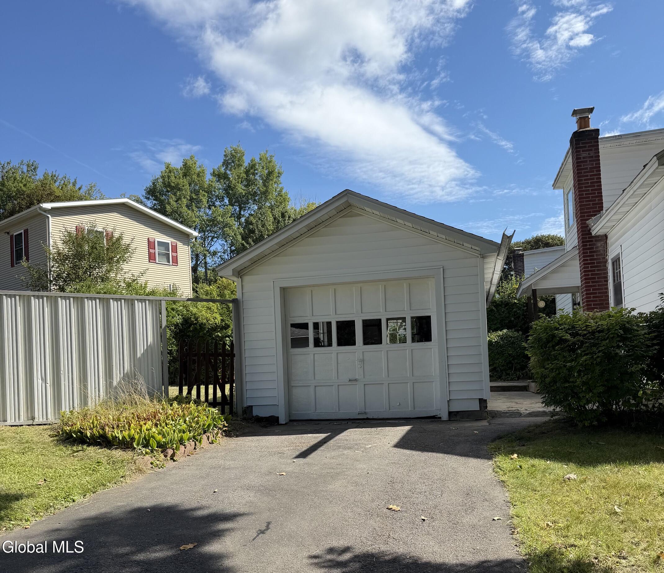 184 S Kingsboro Avenue Gloversville NY 12078