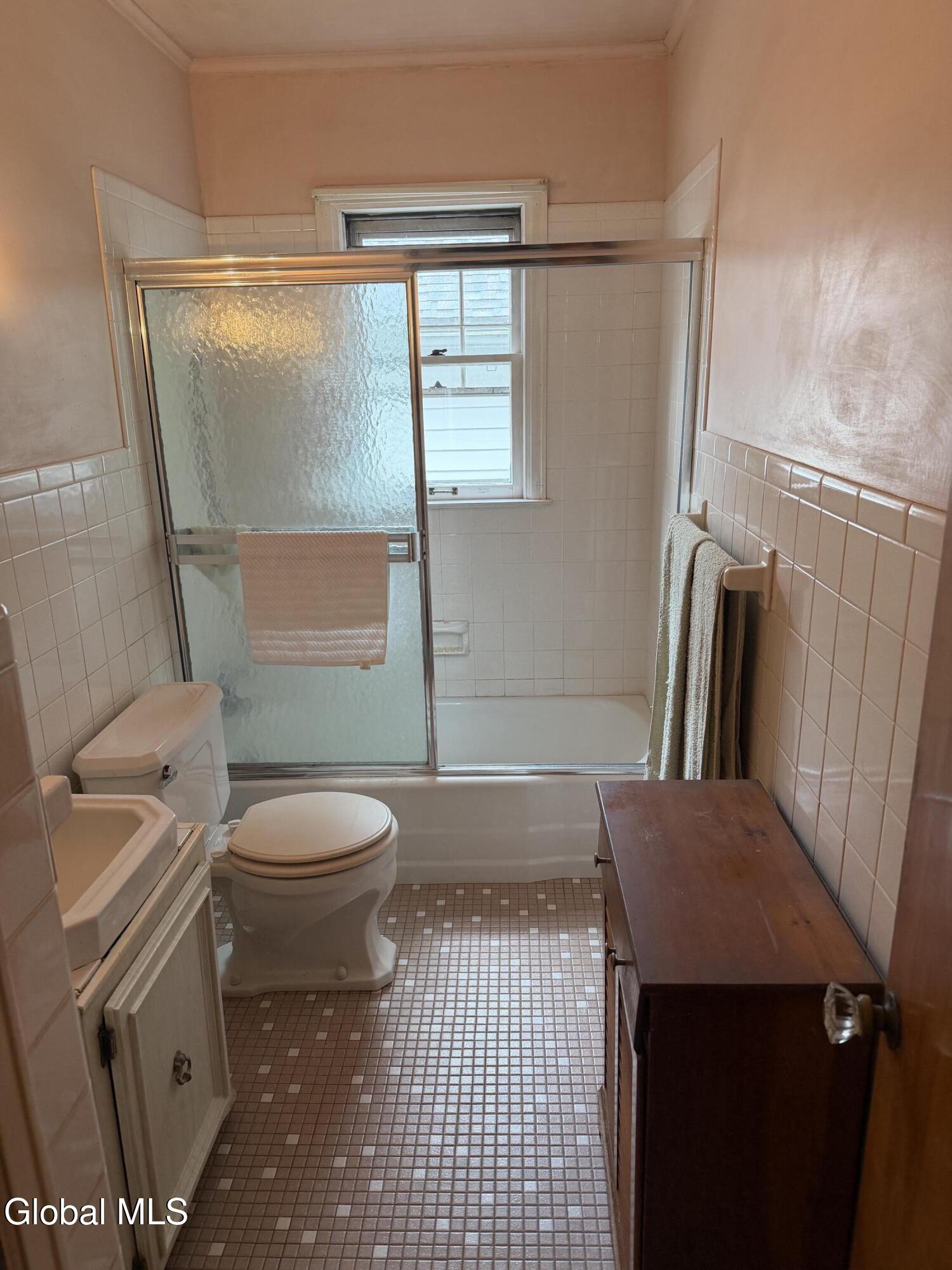 184 S Kingsboro Avenue Gloversville NY 12078