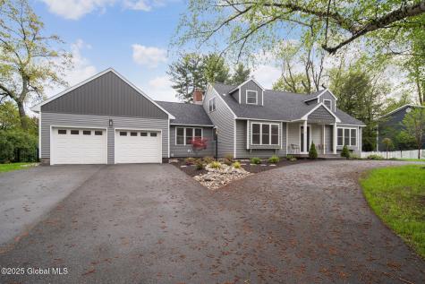 10 Vatrano Lane Loudonville NY 12211