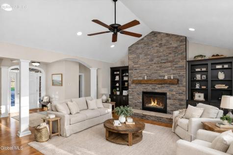 227 Landbridge Drive Altamont NY 12009