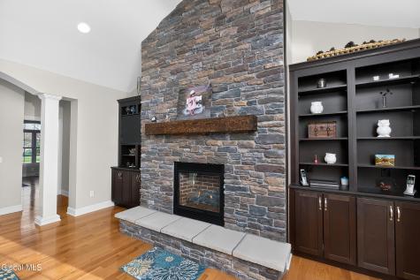 227 Landbridge Drive Altamont NY 12009